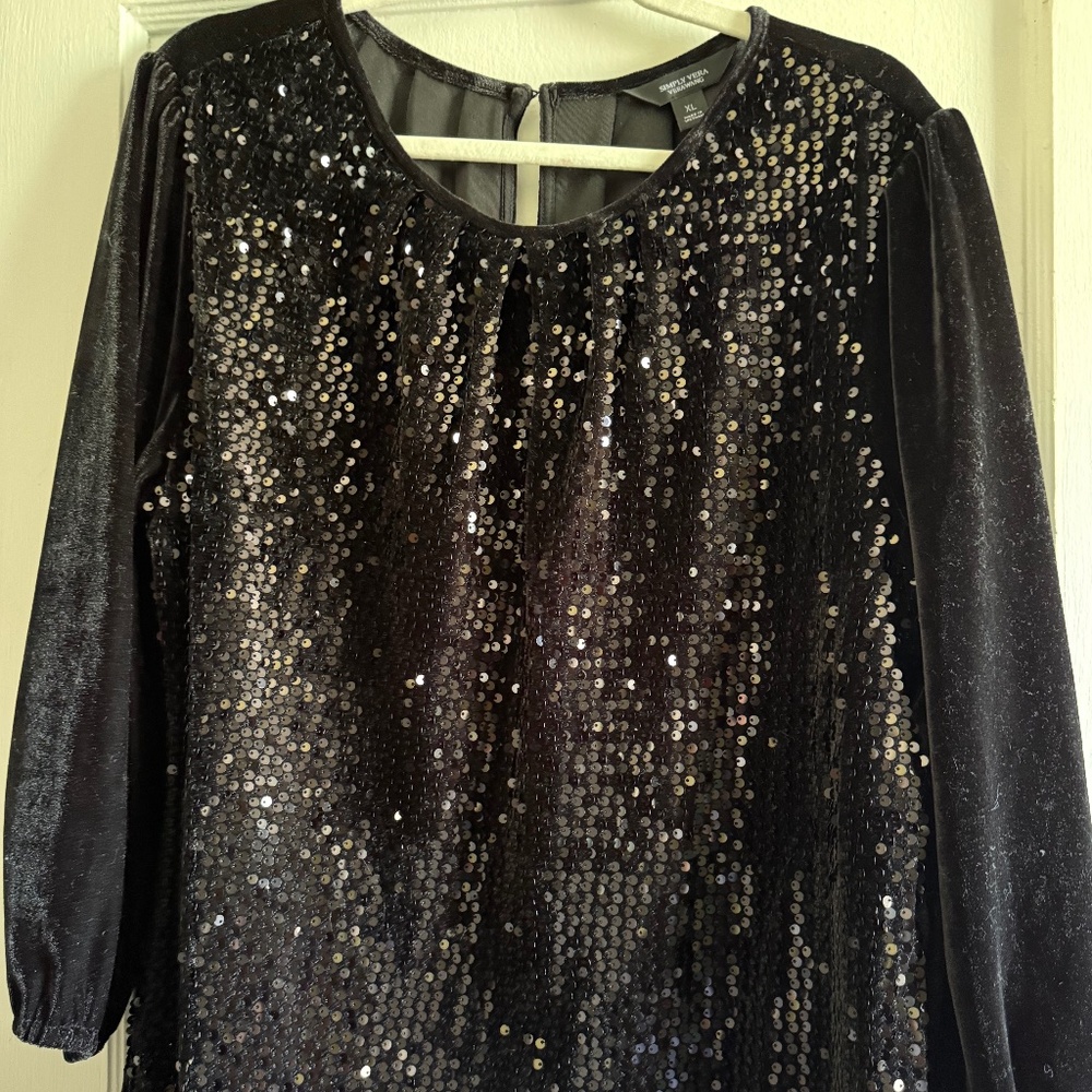 Simply Vera Wang top